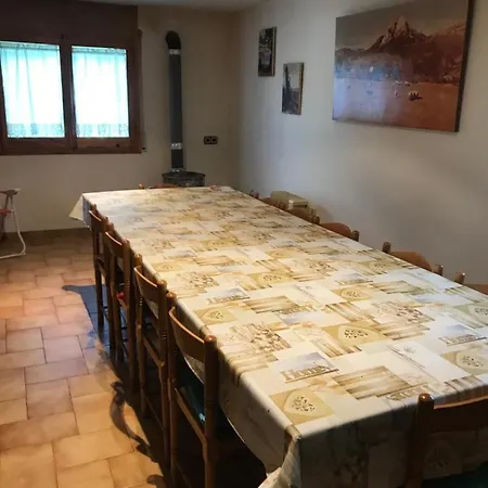 Casa A Tuixent Ferienhaus *